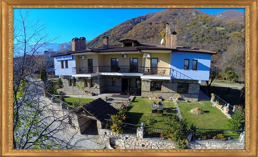 Voreas Hotel Káto Loutrákion Exteriör bild